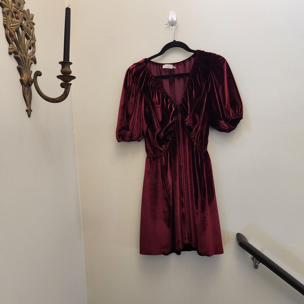Georgie Red Velvet Mini Dress Puffed Sleeve Romantic Valentines Date Night Vamp - Picture 2 of 11
